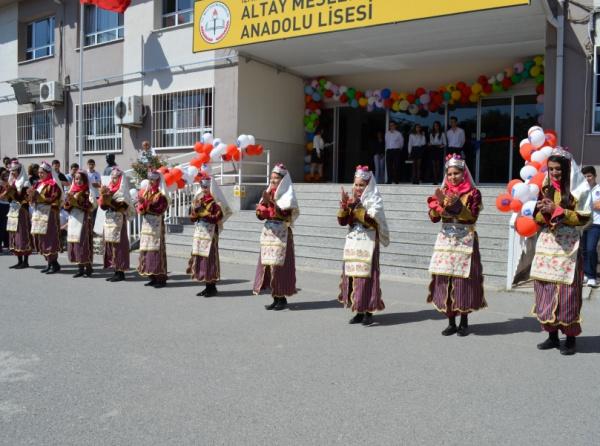 Bornova Altay Mesleki ve Teknik Anadolu Lisesi Fotoğrafı